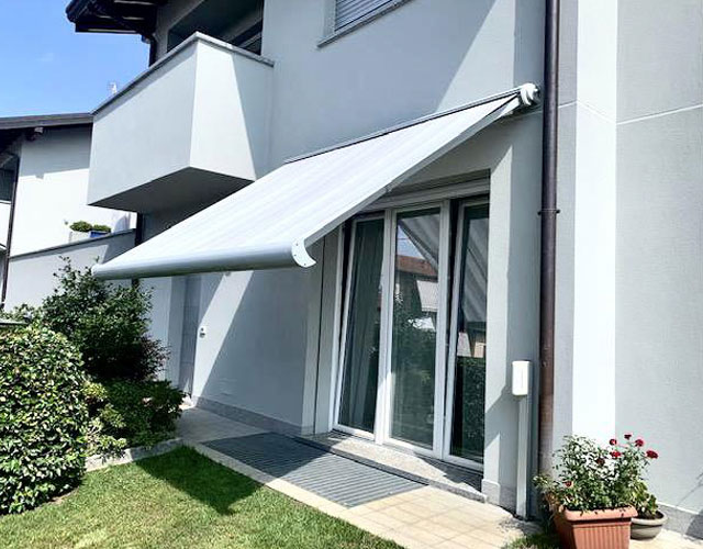 Tenda barra quadra motorizzata con radiocomado